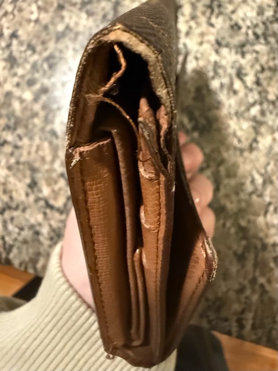 Vintage Louis Vuitton Trifold Wallet - Picture 5 of 14